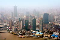 Шанхай - качественная фотография с высоты телебашни Жемчужина Востока. Башня - Восточная жемчужина.