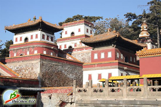  .  . Photos Puning Temple in Chengde.      (Chengde).      .