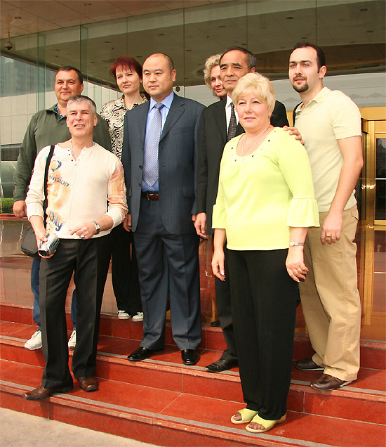 ����� ������� �������� -4 ������������� HuaShen �� ������� � ������