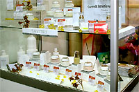 Huashen cosmetic productions. Medicine and pharmaceptual curative medical cosmetic