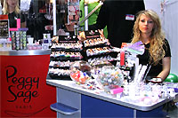 Huashen cosmetic productions. Medicine and pharmaceptual curative medical cosmetic