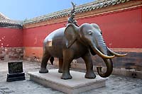 Chengde - Puning Temple.     .  , ,   .      . 